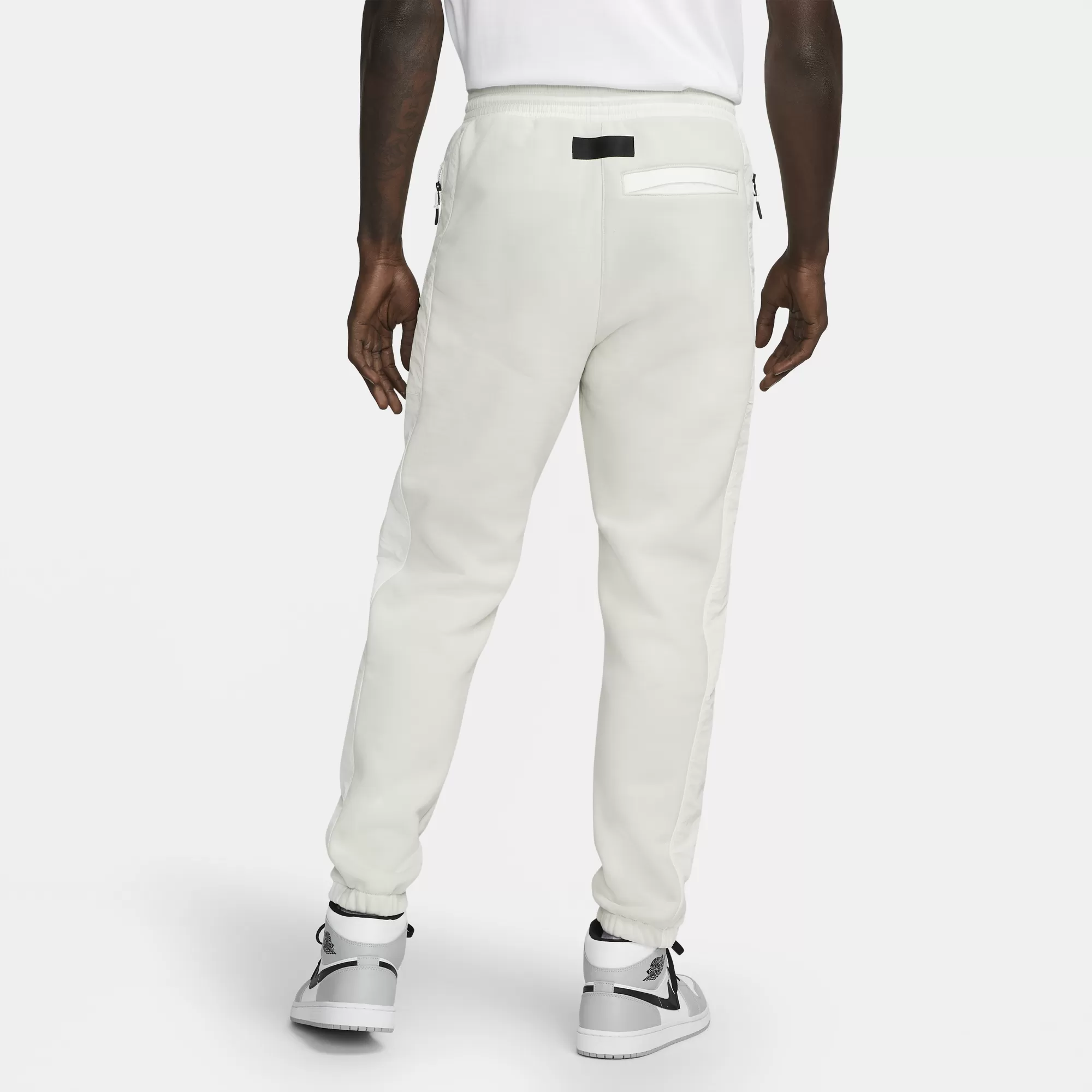 Air Jordan Mens 23 Engineered Fleece Pants 'Light Bone'