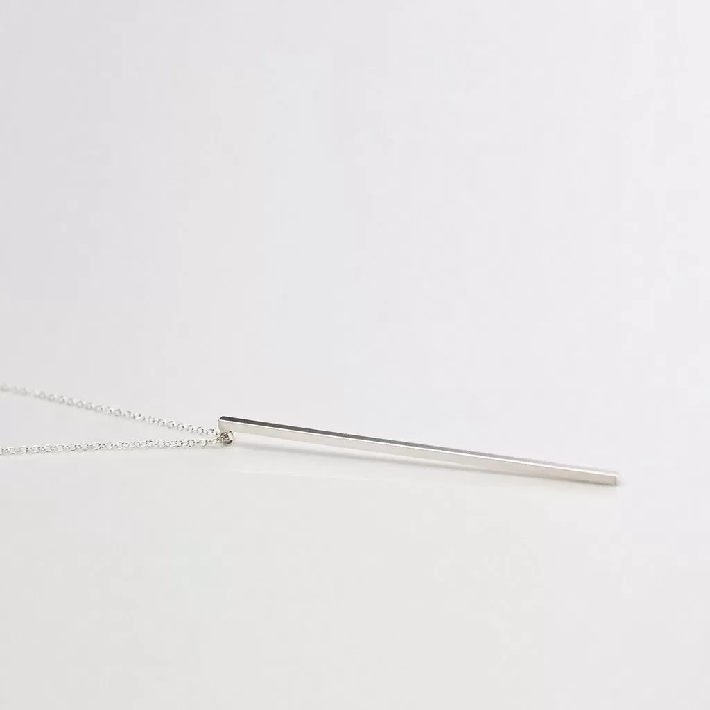 Bar N°102 Necklace