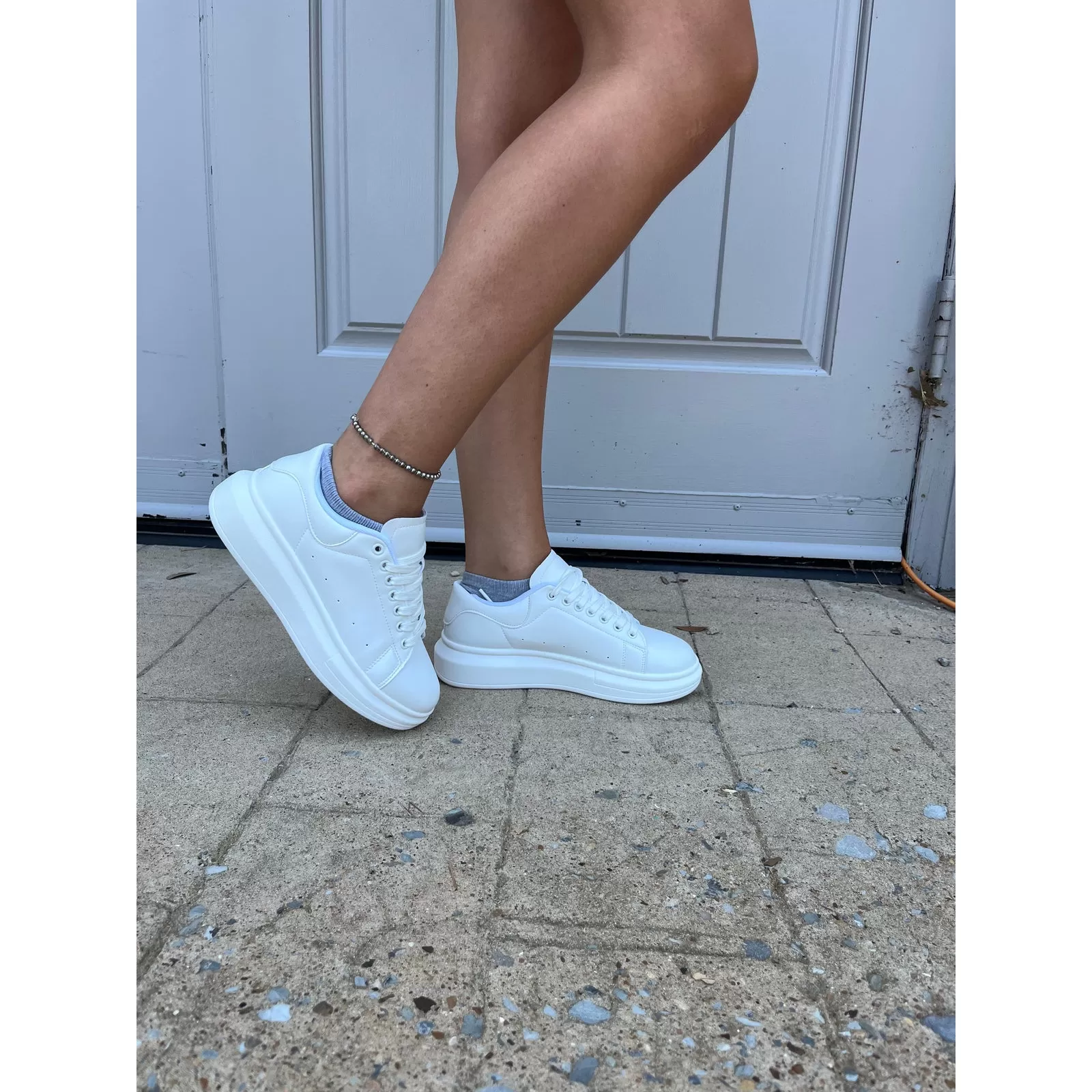 Clean Streak Platform Sneaker