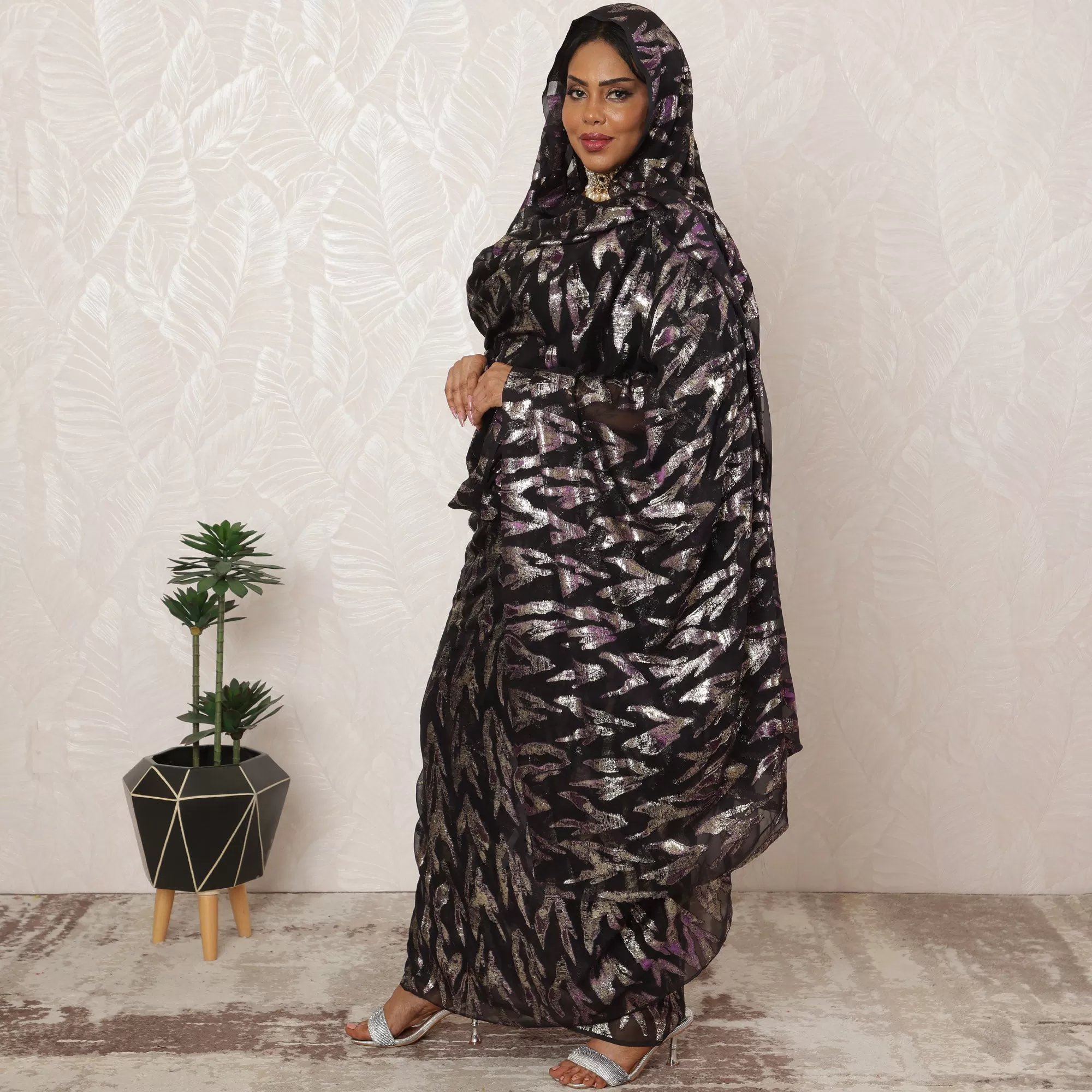 Elegant Black Sudanese Thobe Fabric in Pure Silk Chiffon with Metallic Lurex, 4.5 Meters, 110 cm Width-D20420