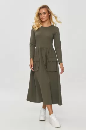 Elegant Flared Midi Dress With Pockets