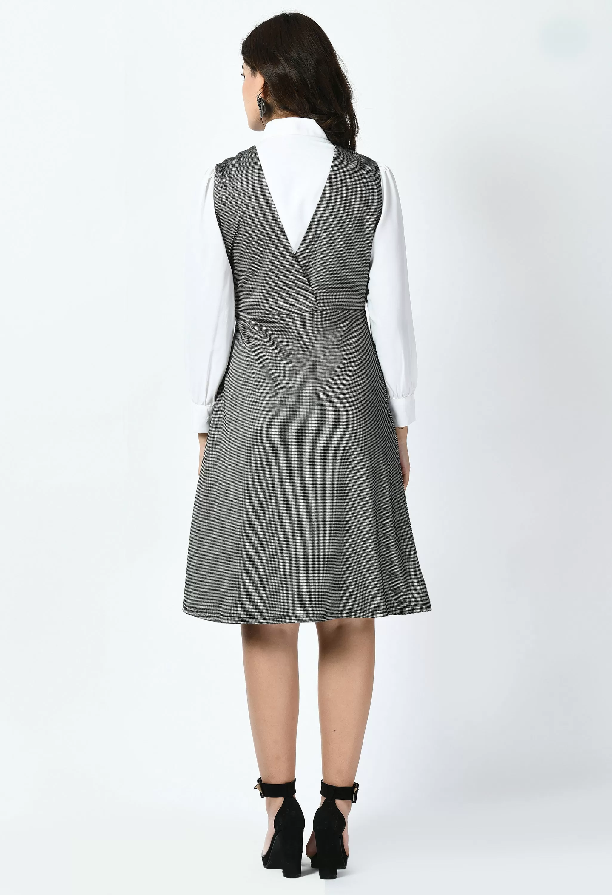 Exude Vertex Tie-up Pinafore Dress (Charcoal Black)