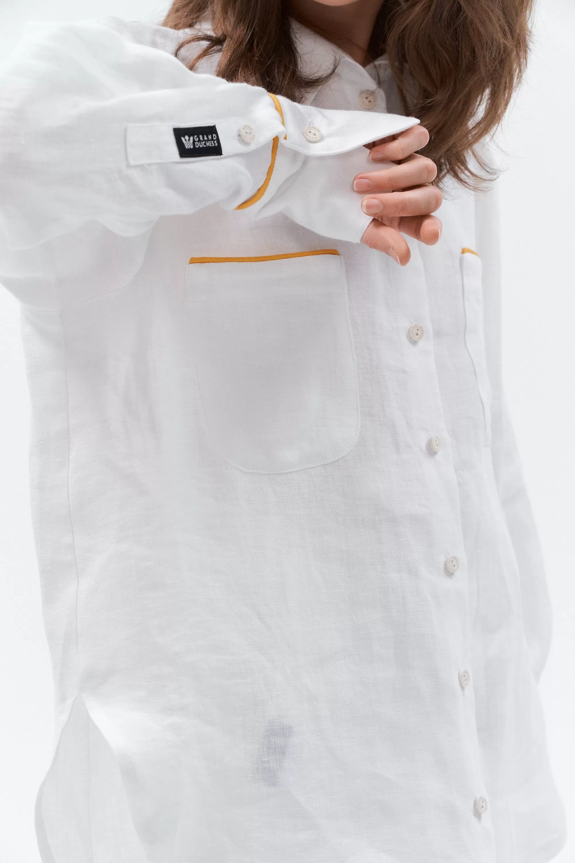 Linen shirt with golden stripe “Brillante” (Black&White)