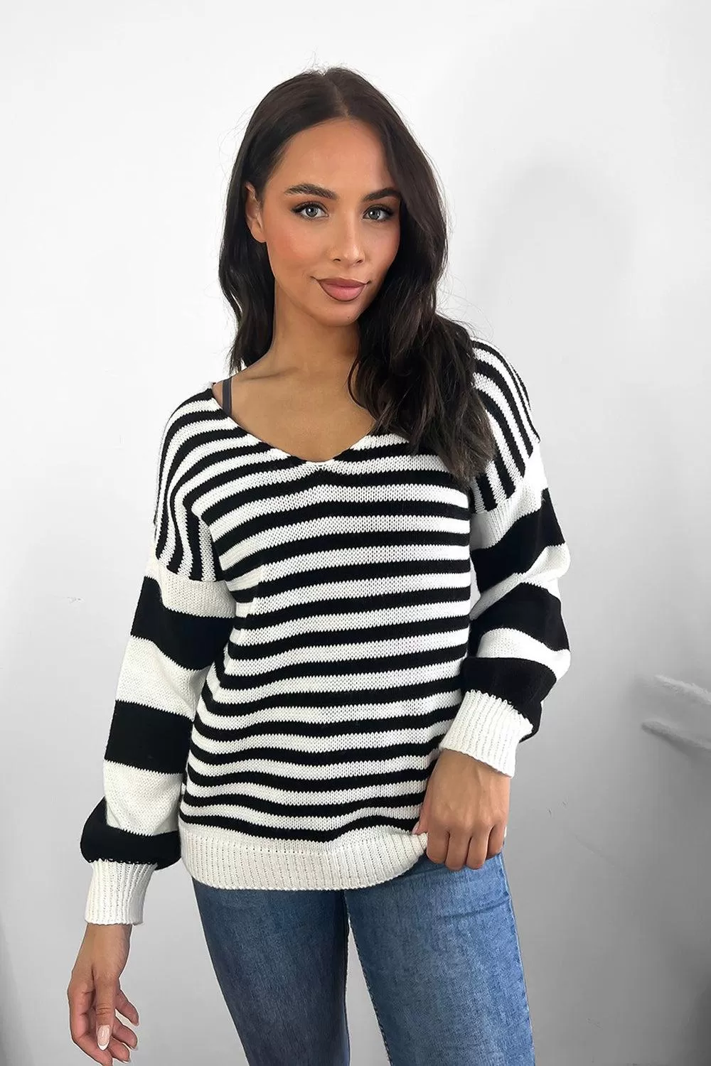 Mixed Stripes V-Neck Pullover