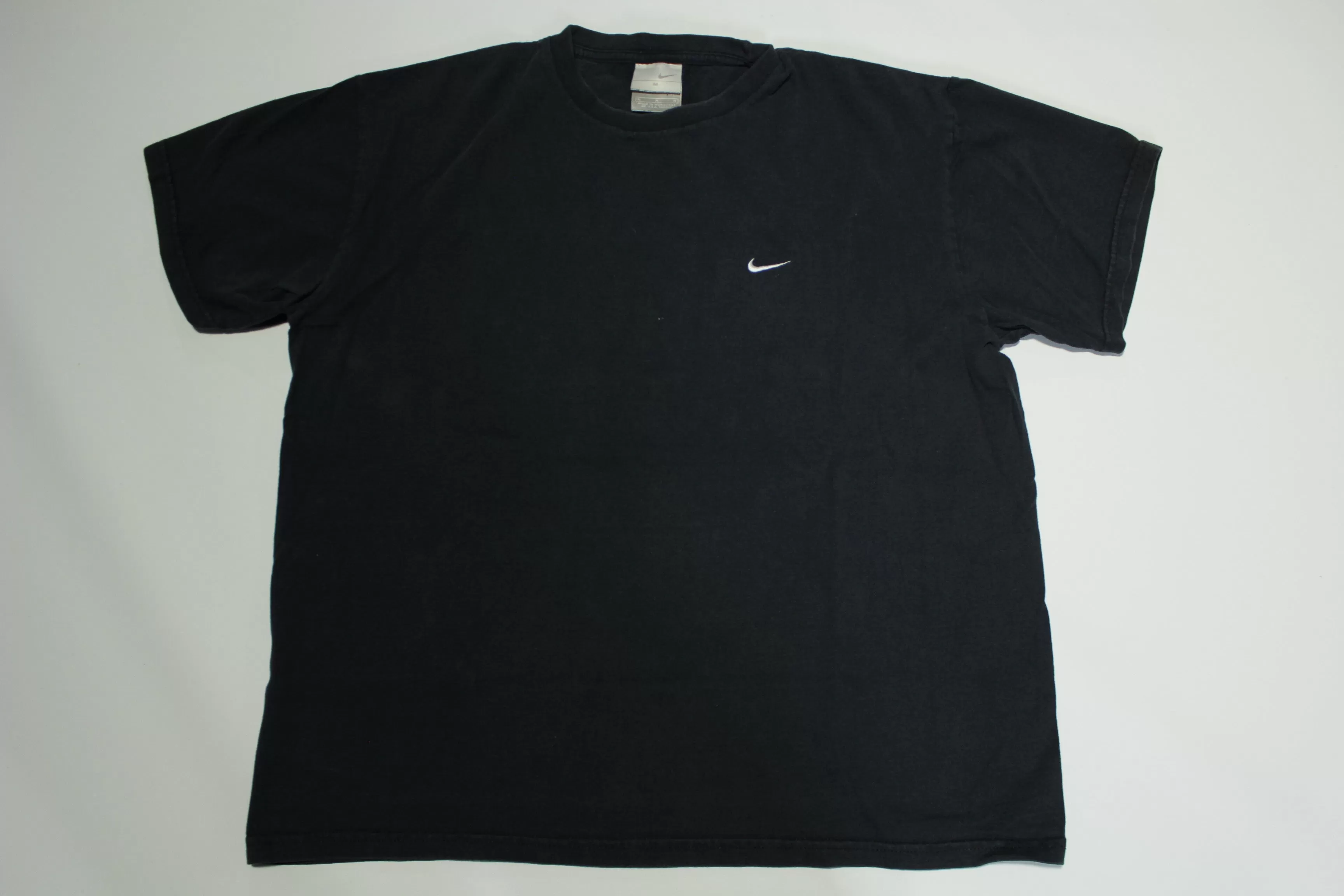 Nike Basic Black Essential Vintage Y2K Chest Hit Swoosh Check T-Shirt