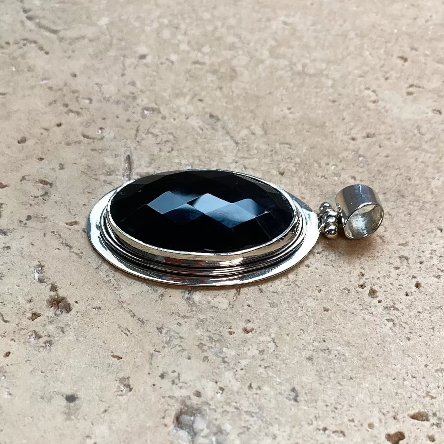 Onyx Large Oval Elysian Pendant