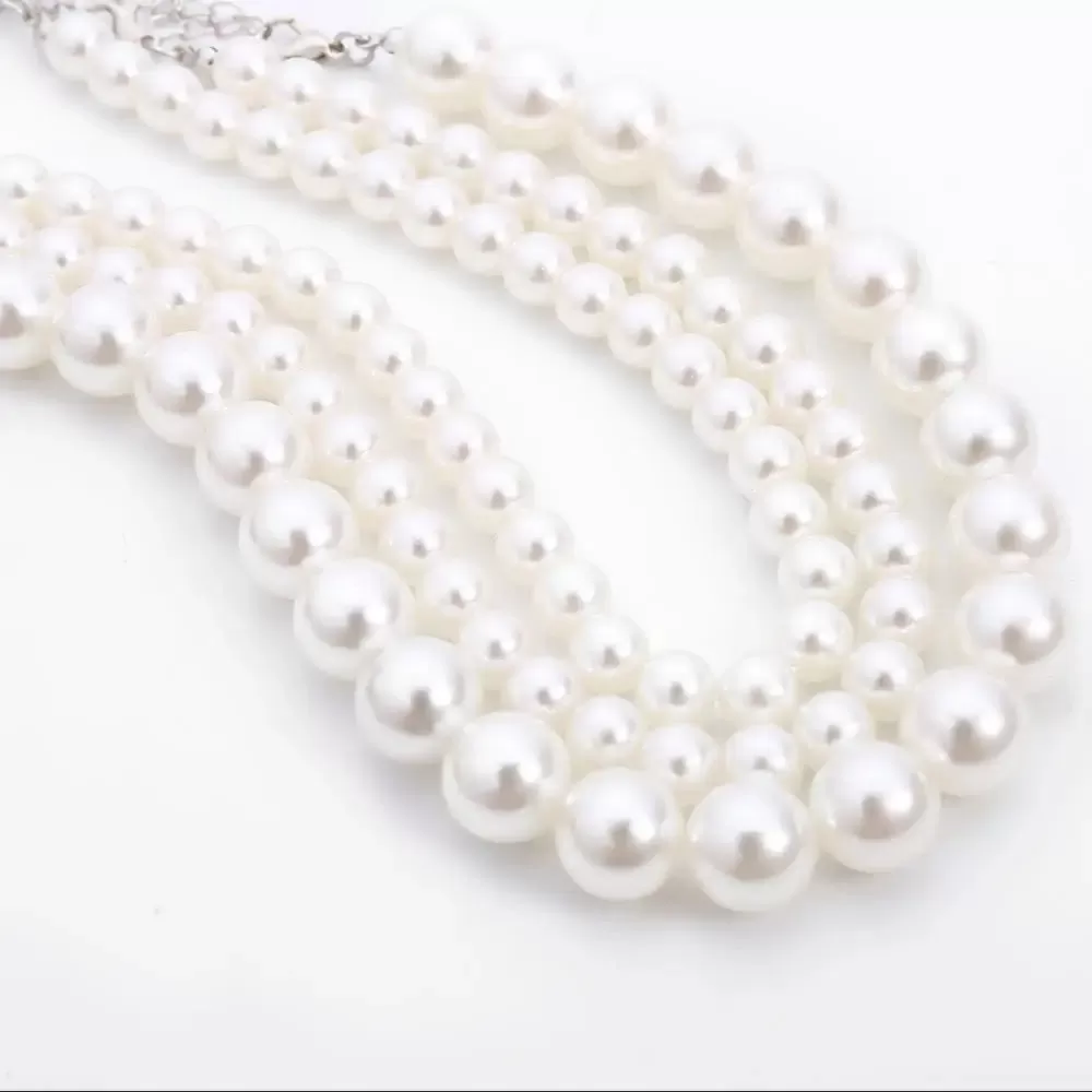 Pearl Layered Elegance Necklace