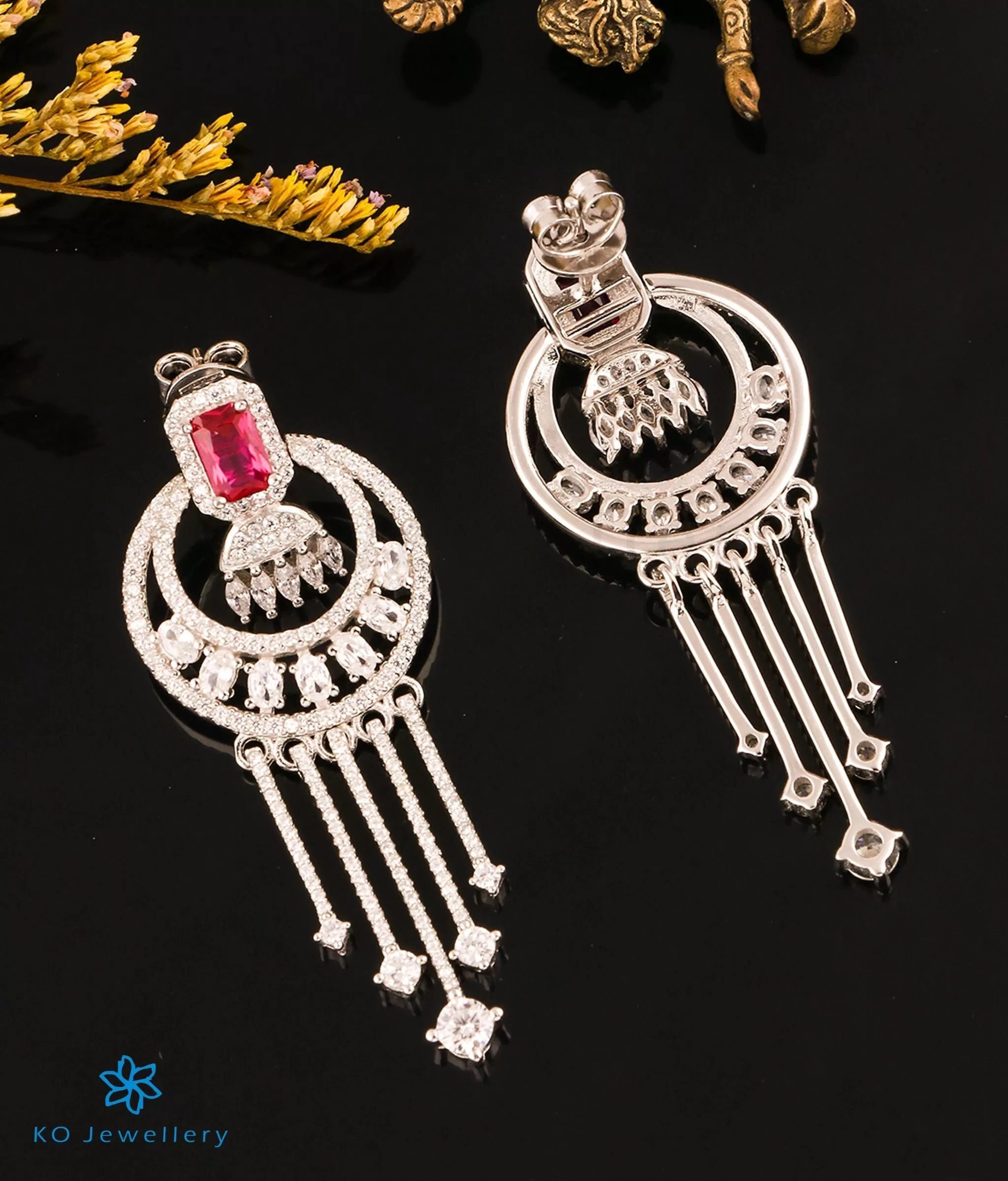 The Magnificient Sparkle Cocktail Silver Earrings (Red)